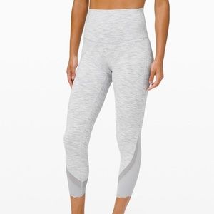 Lululemon Wonder Under Hi Rise 8